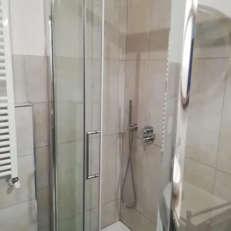 شقة 